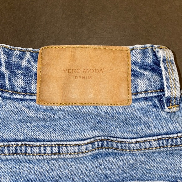 Vero Moda Denim 25/32 High Rise Crop Ankle Washout Distress Jeans - Picture 13 of 14